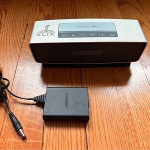 Bose SoundLink Mini Bluetooth Speaker in Silver and Black Super Bowl Logo